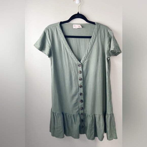 Showpo Women's Button Up V-Neck Ruffled Hem Casual T-Shirt Dress Size 6 - Picture 2 of 9